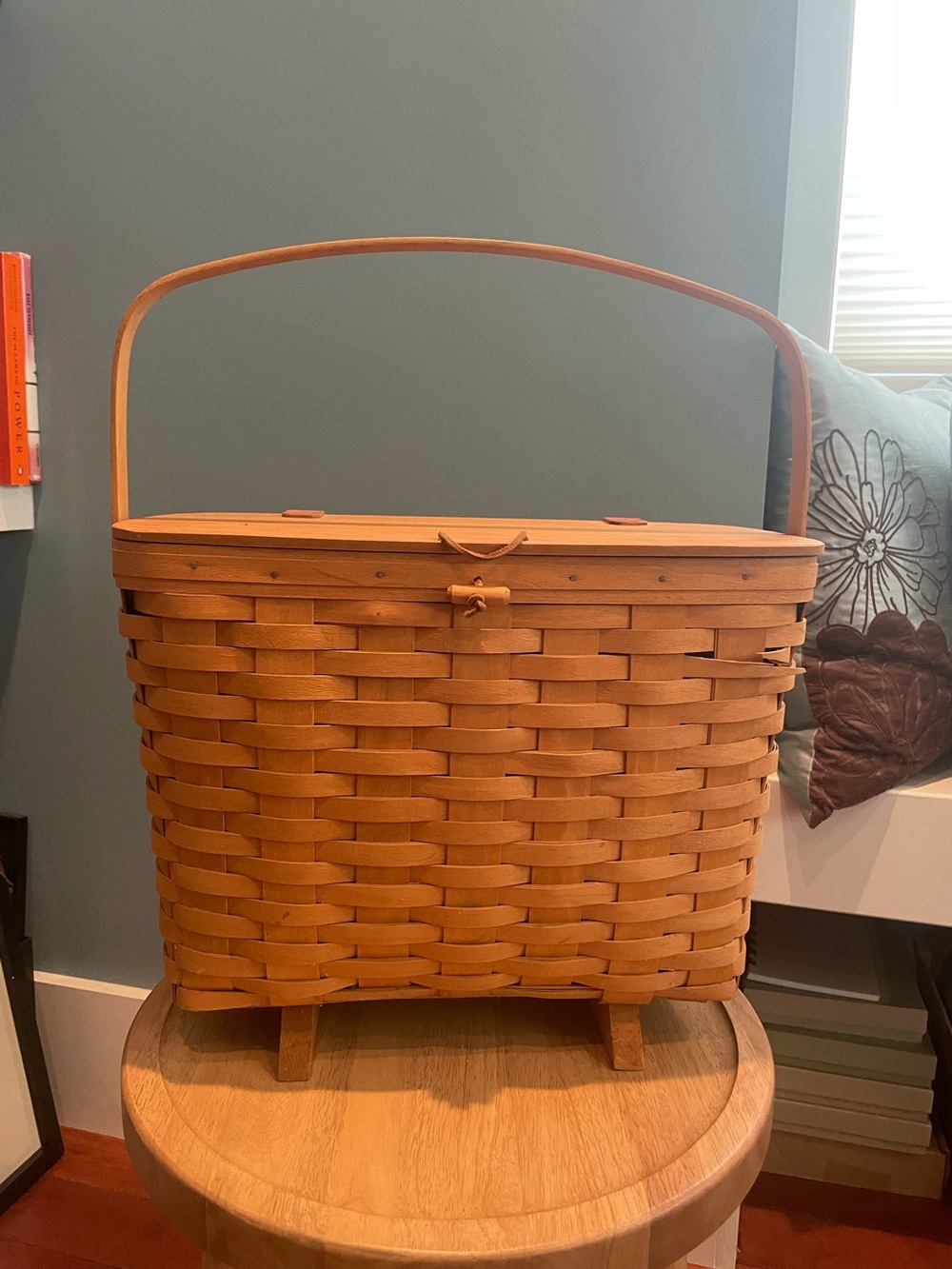 Longaberger Vintage Woven Magazine Basket with Lid, Handle and Liner